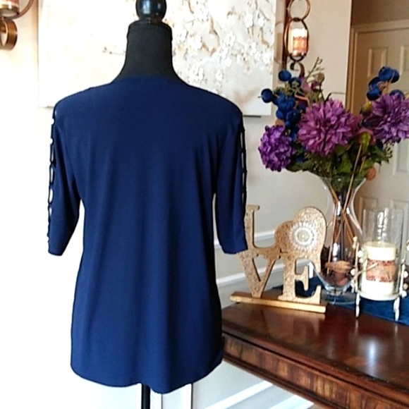 Navy Blue Elbow Sleeves Embellished Top By 89th & Madison. Size M - Picture 5 of 17